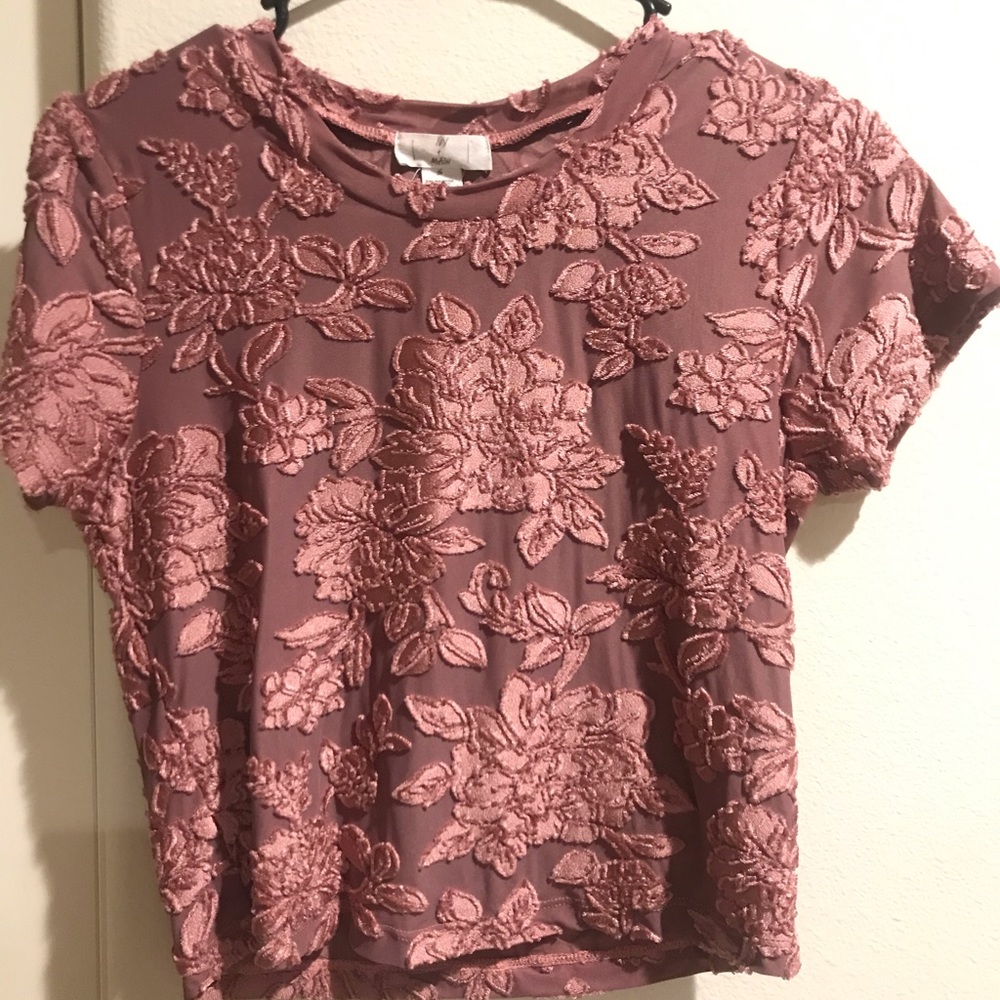 Lovely fury crop top